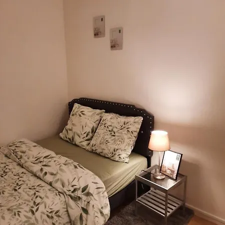 Habitación en casa particular Meublee Poissy